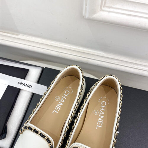 High Quality Luxury Chanel Catwalk Style Chain Deep Mouth Shoes product detail