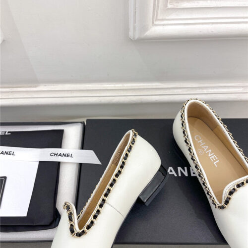 High Quality Luxury Chanel Catwalk Style Chain Deep Mouth Shoes product detail