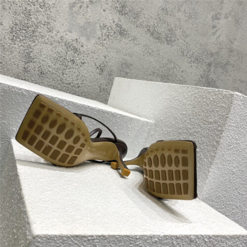 High Quality Luxury Bottega Veneta Classic Heeled Sandals – Style 92134 product detail