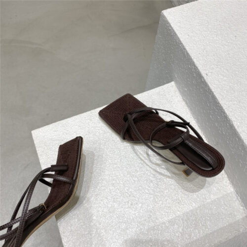 High Quality Luxury Bottega Veneta Classic Heeled Sandals – Style 92134 product detail