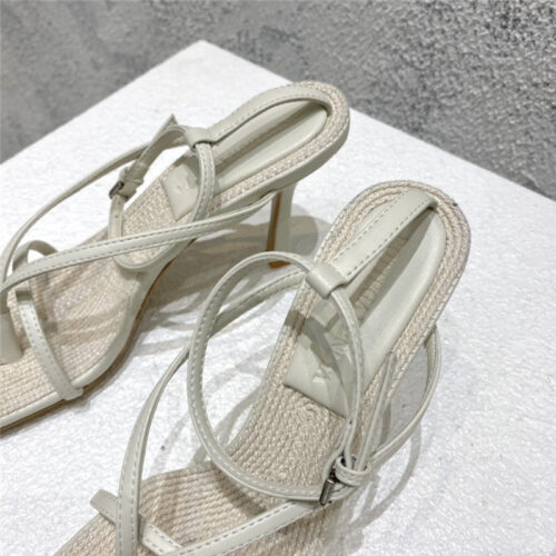 High Quality Luxury Bottega Veneta Classic Heeled Sandals – Style 52582 product detail