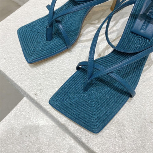 High Quality Luxury Bottega Veneta Classic Heeled Sandals – Style 42406 product detail