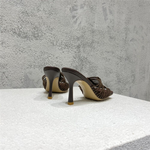 High Quality Luxury Bottega Veneta Classic Heeled Sandals – Style 04550 product detail