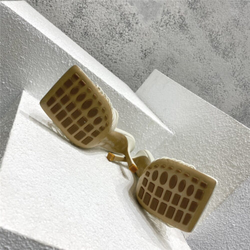 High Quality Luxury Bottega Veneta Classic Heeled Sandals – Style 97766 product detail