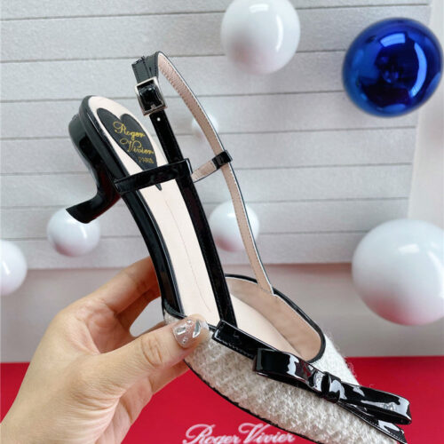 High Quality Luxury Roger Vivier Early Autumn New Womens Shoes product detail