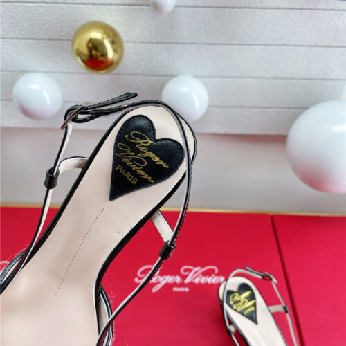 High Quality Luxury Roger Vivier Early Autumn New Womens Shoes product detail