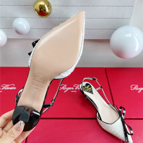 High Quality Luxury Roger Vivier Early Autumn New Womens Shoes product detail