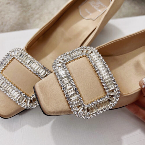 High Quality Luxury Roger Vivier Silk Diamond Buckle Square Heel Shoes – Style 98004 product detail
