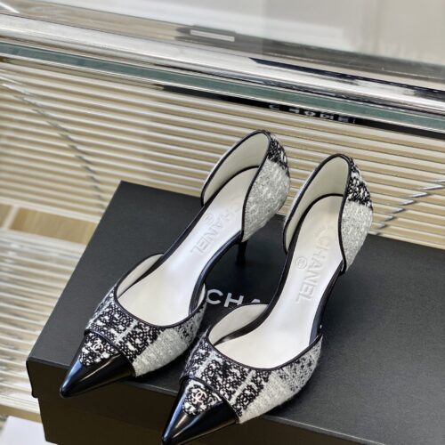 High Quality Luxury Chanel Side Empty High Heels – Style 41862 alternate view