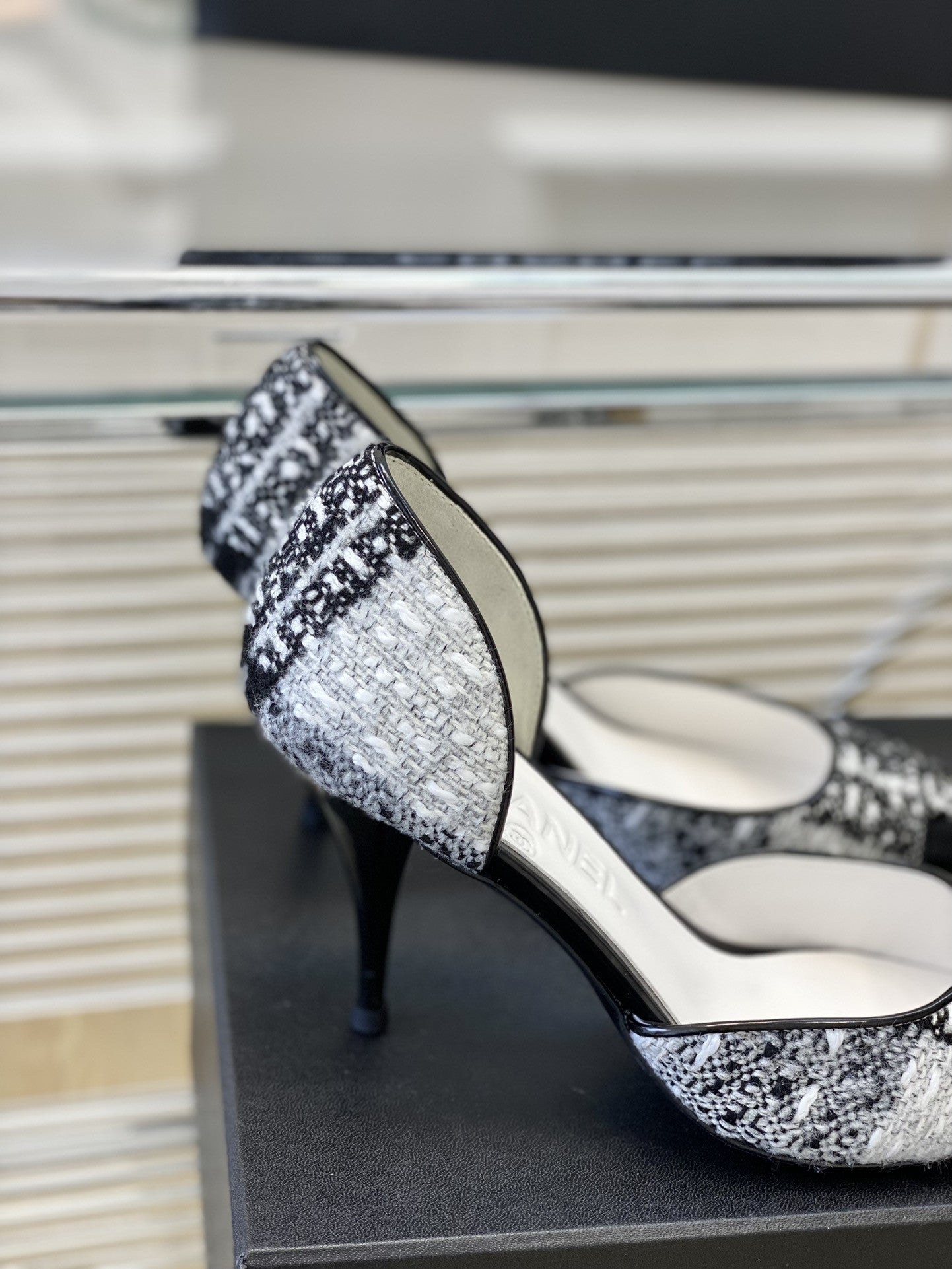 High Quality Luxury Chanel Side Empty High Heels – Style 41862 product detail