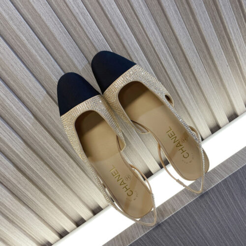 High Quality Luxury Chanel Rhinestone Thick Heel Side Empty Sandals product detail