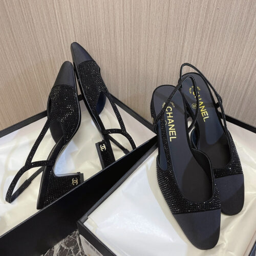 High Quality Luxury Chanel Rhinestone Thick Heel Side Empty Sandals – Style 92998
