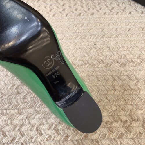 High Quality Luxury Chanel New Patent Leather Shoes product detail