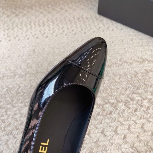 High Quality Luxury Chanel New Patent Leather Shoes – Style 98726 product detail