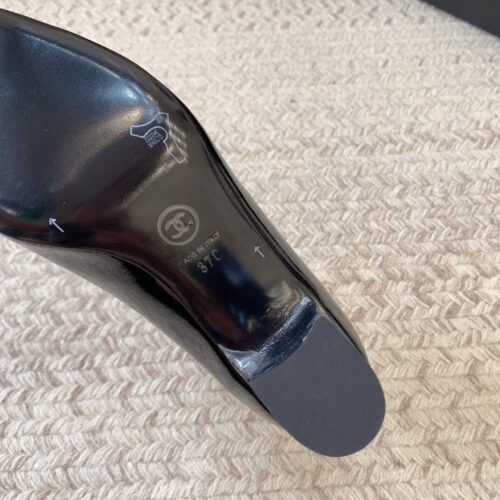 High Quality Luxury Chanel New Patent Leather Shoes – Style 98726 product detail
