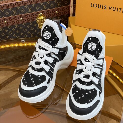 High Quality Luxury Louis Vuitton Hardware Casual Sports Daddy Shoes – Style 93603 product detail