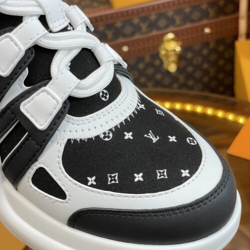High Quality Luxury Louis Vuitton Hardware Casual Sports Daddy Shoes – Style 93603 product detail