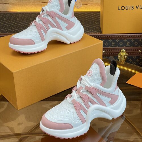 High Quality Luxury Louis Vuitton Hardware Casual Sports Daddy Shoes – Style 59139 product detail