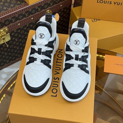 High Quality Luxury Louis Vuitton Hardware Casual Sports Daddy Shoes – Style 91907 alternate view