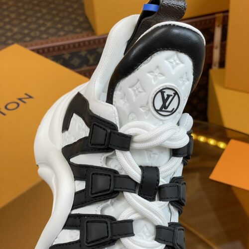 High Quality Luxury Louis Vuitton Hardware Casual Sports Daddy Shoes – Style 91907 product detail