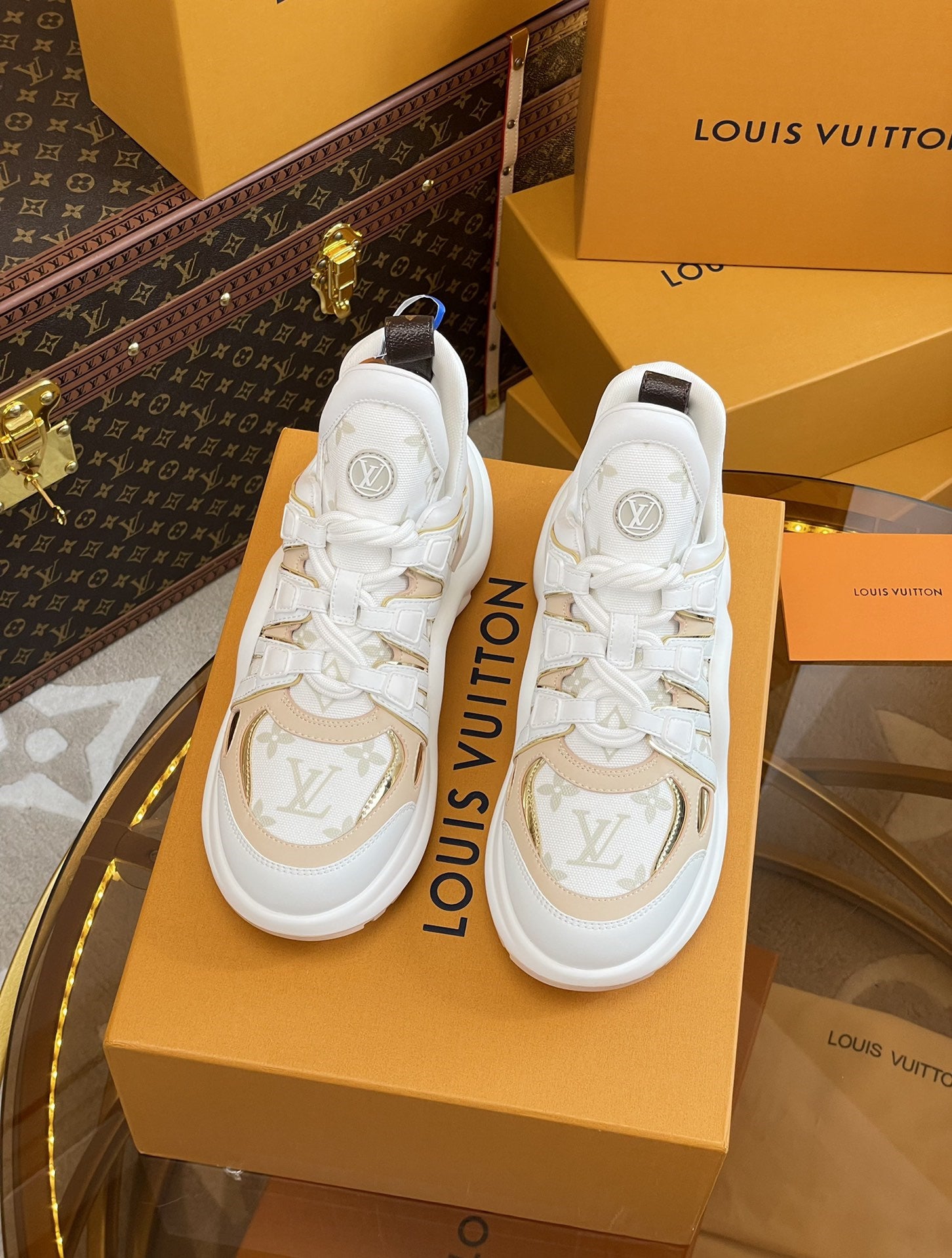High Quality Luxury Louis Vuitton Hardware Casual Sports Daddy Shoes – Style 24675 product detail