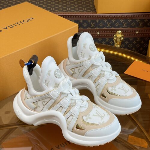 High Quality Luxury Louis Vuitton Hardware Casual Sports Daddy Shoes – Style 24675