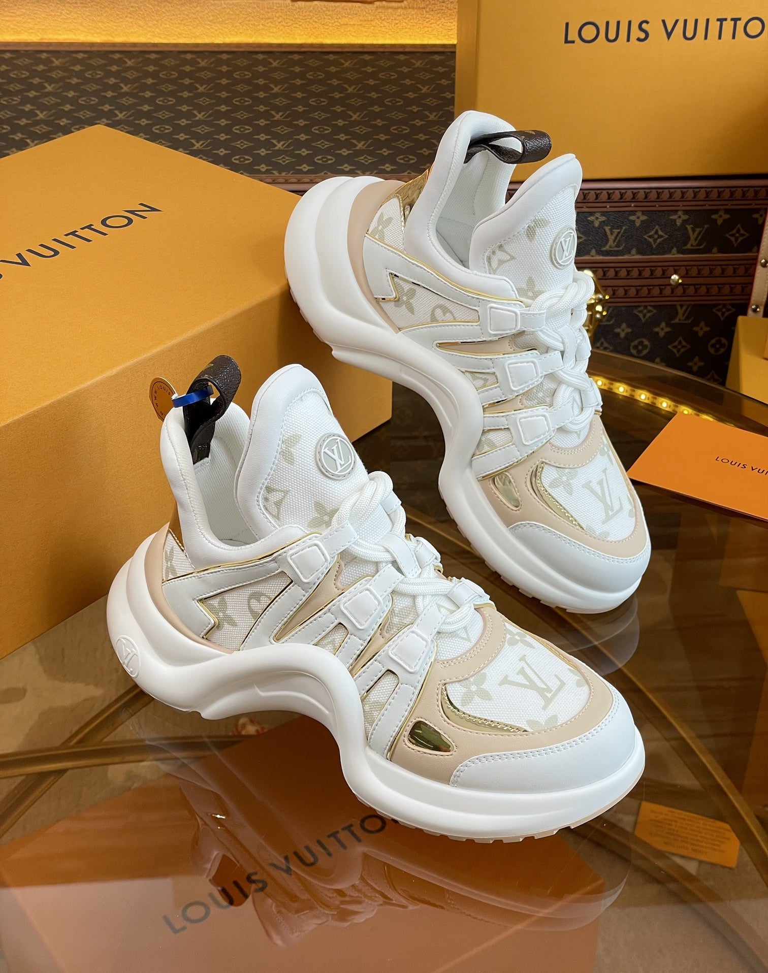 High Quality Luxury Louis Vuitton Hardware Casual Sports Daddy Shoes – Style 24675 product detail