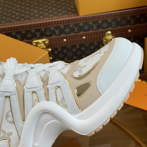 High Quality Luxury Louis Vuitton Hardware Casual Sports Daddy Shoes – Style 24675 product detail