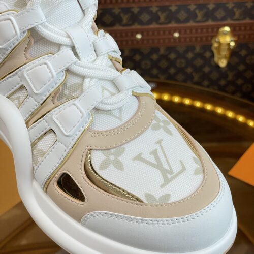 High Quality Luxury Louis Vuitton Hardware Casual Sports Daddy Shoes – Style 24675 product detail