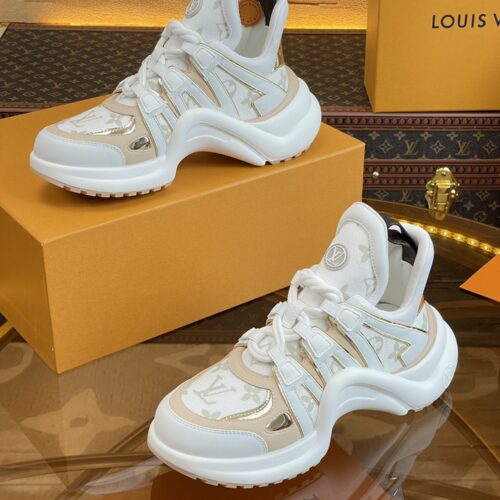High Quality Luxury Louis Vuitton Hardware Casual Sports Daddy Shoes – Style 24675 product detail