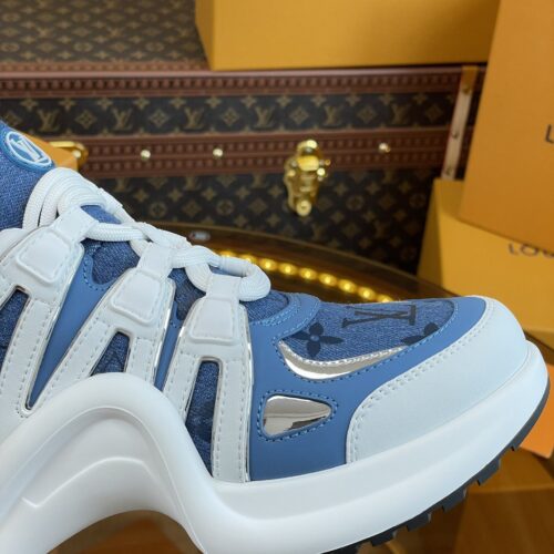 High Quality Luxury Louis Vuitton Hardware Casual Sports Daddy Shoes – Style 57443 product detail