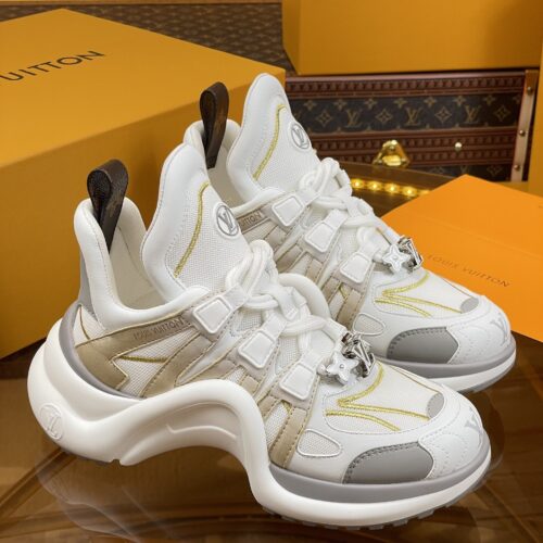 High Quality Luxury Louis Vuitton Hardware Casual Sports Daddy Shoes – Style 90211 product detail