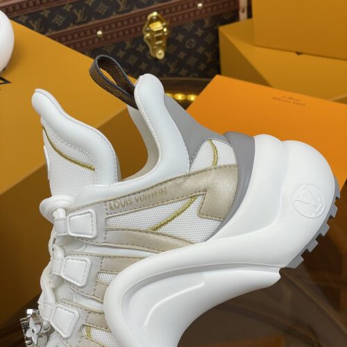 High Quality Luxury Louis Vuitton Hardware Casual Sports Daddy Shoes – Style 90211 product detail