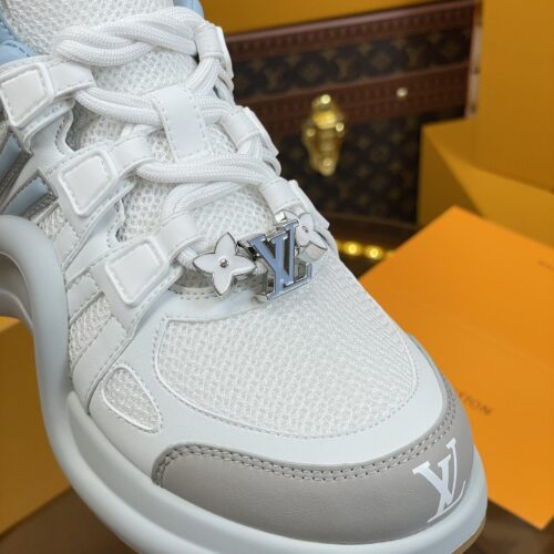 High Quality Luxury Louis Vuitton Hardware Casual Sports Daddy Shoes – Style 88515 product detail