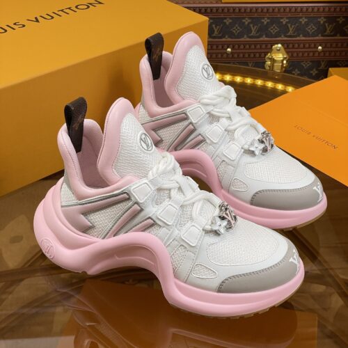 High Quality Luxury Louis Vuitton Hardware Casual Sports Daddy Shoes