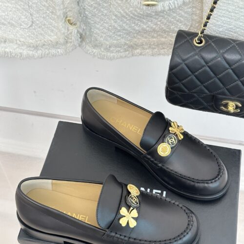 High Quality Luxury Chanel Classic Double C Gold Four-Leaf Clover Gold Coin Loafers – Style 81030 product detail