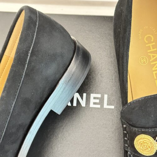 High Quality Luxury Chanel Classic Double C Gold Four-Leaf Clover Gold Coin Loafers – Style 43174 product detail