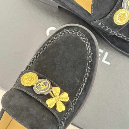 High Quality Luxury Chanel Classic Double C Gold Four-Leaf Clover Gold Coin Loafers – Style 43174 product detail