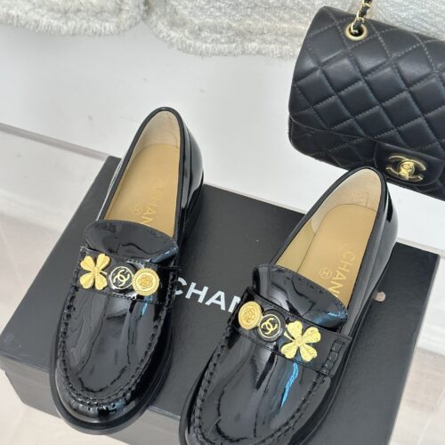 High Quality Luxury Chanel Classic Double C Gold Four-Leaf Clover Gold Coin Loafers – Style 08710