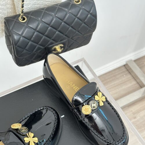 High Quality Luxury Chanel Classic Double C Gold Four-Leaf Clover Gold Coin Loafers – Style 08710 product detail