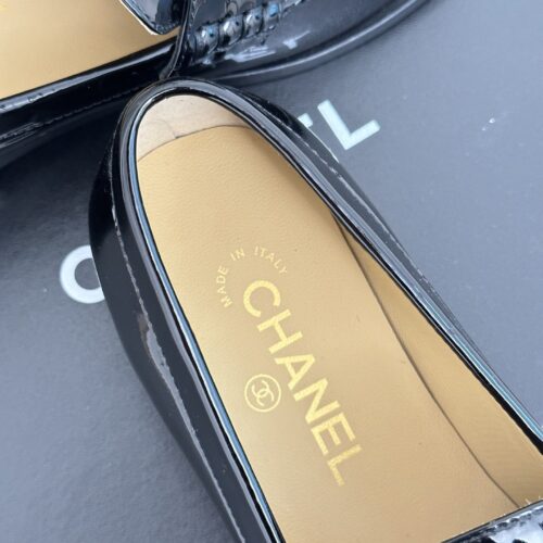 High Quality Luxury Chanel Classic Double C Gold Four-Leaf Clover Gold Coin Loafers – Style 08710 product detail