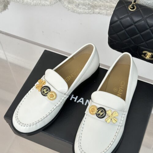 High Quality Luxury Chanel Classic Double C Gold Four-Leaf Clover Gold Coin Loafers alternate view