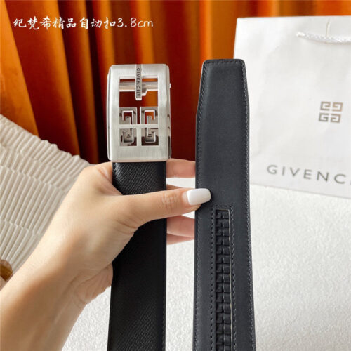High Quality Luxury Givenchy Belt In Palm-Print Calfskin product detail