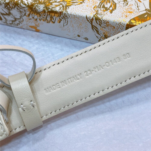 High Quality Luxury Dior New Rhombic Sheepskin Belt product detail