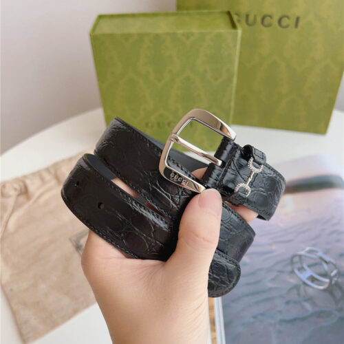High Quality Luxury Gucci Print Embossed Leather Belt alternate view