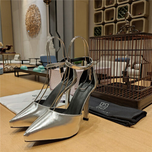 High Quality Luxury Givenchy Classic Lock Metal Buckle Pumps – Style 47267