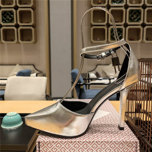 High Quality Luxury Givenchy Classic Lock Metal Buckle Pumps – Style 47267 product detail
