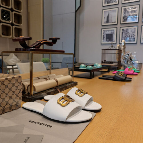 High Quality Luxury Balenciaga Flat Heel Round Toe Slide Side Slides – Style 42883 product detail