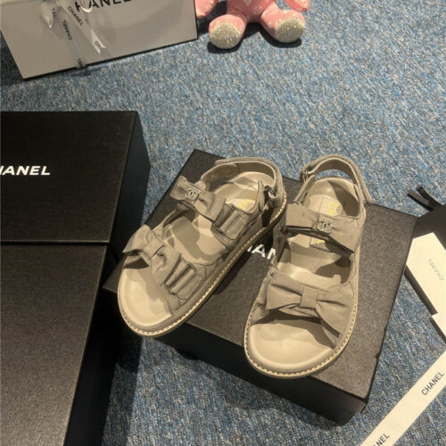 High Quality Luxury Chanel New Velcro Sandals product detail