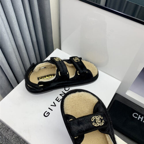 High Quality Luxury Chanel Beach Sandals – Style 61862 product detail
